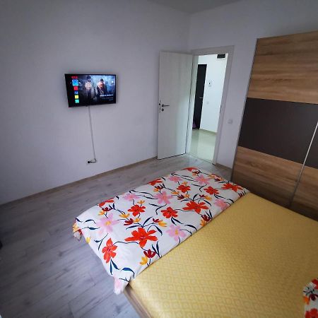 Two Bedroom Apartment Roşu Exterior foto